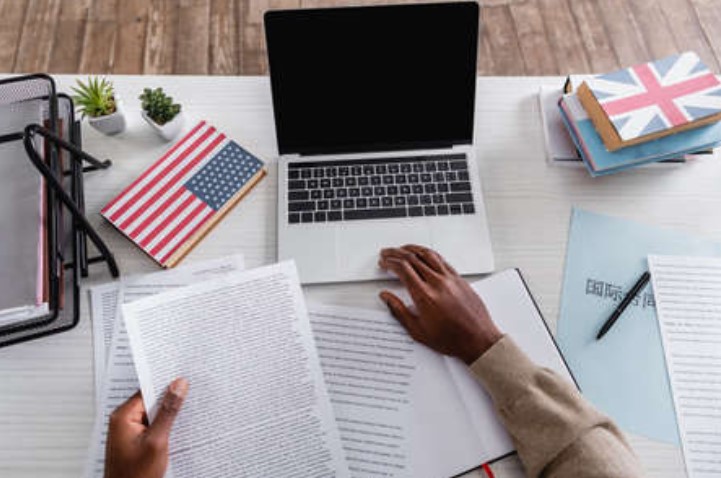 Chi lo può tradurre