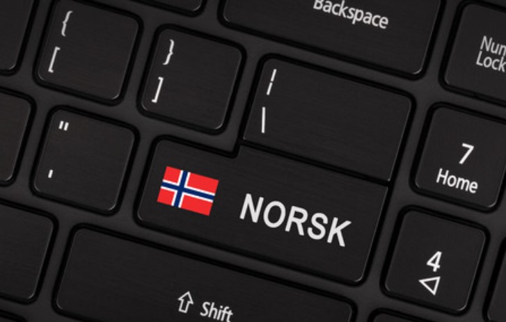 Controlla che gli accenti siano corretti nella traduzione in norvegese.